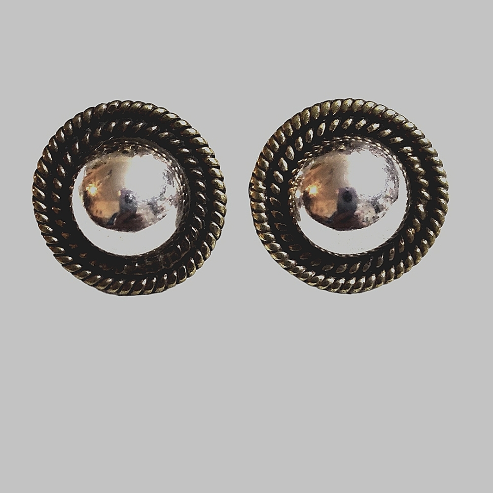 Vintage Sterling silver 925 Layton made in Mexico domed earrings